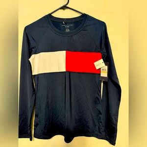NWT-Tommy Hilfiger swim top long sleeve 40+ UPS/SPF UV protection medium women